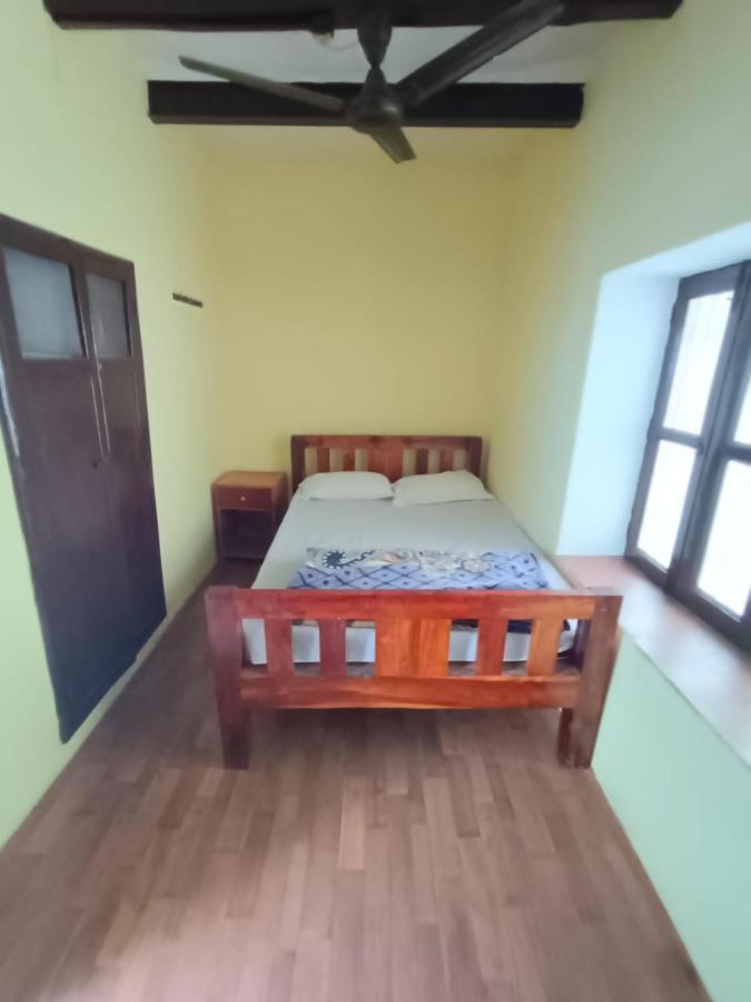 Sankardev Guest House D24 35 Varanasi Exterior foto