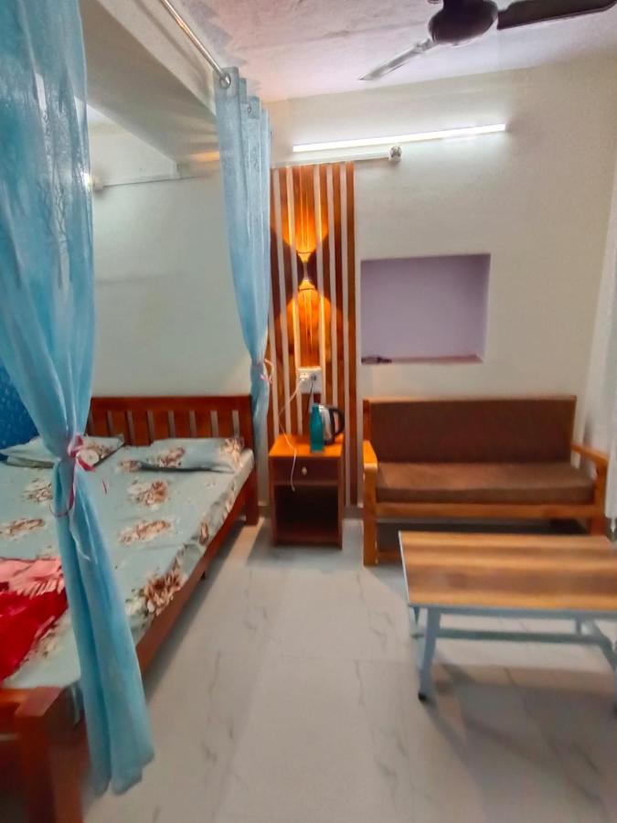 Sankardev Guest House D24 35 Varanasi Exterior foto