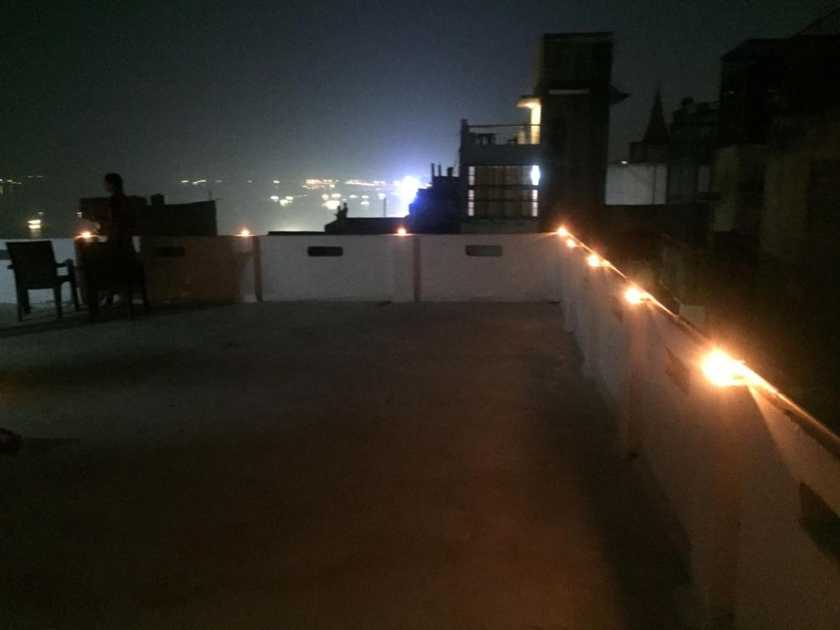 Sankardev Guest House D24 35 Varanasi Exterior foto