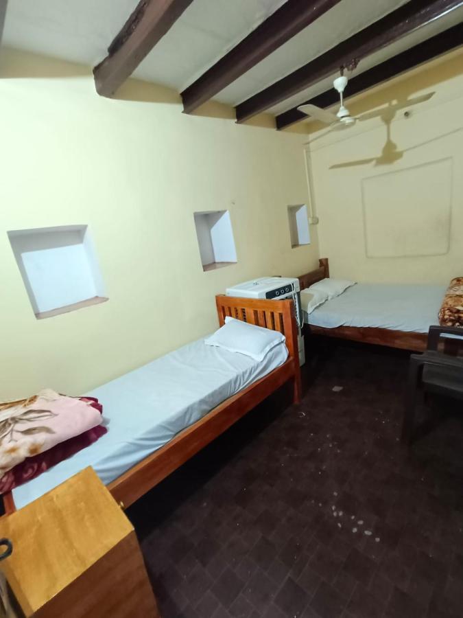 Sankardev Guest House D24 35 Varanasi Exterior foto